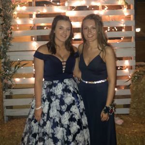 Meet your Posher, Lily